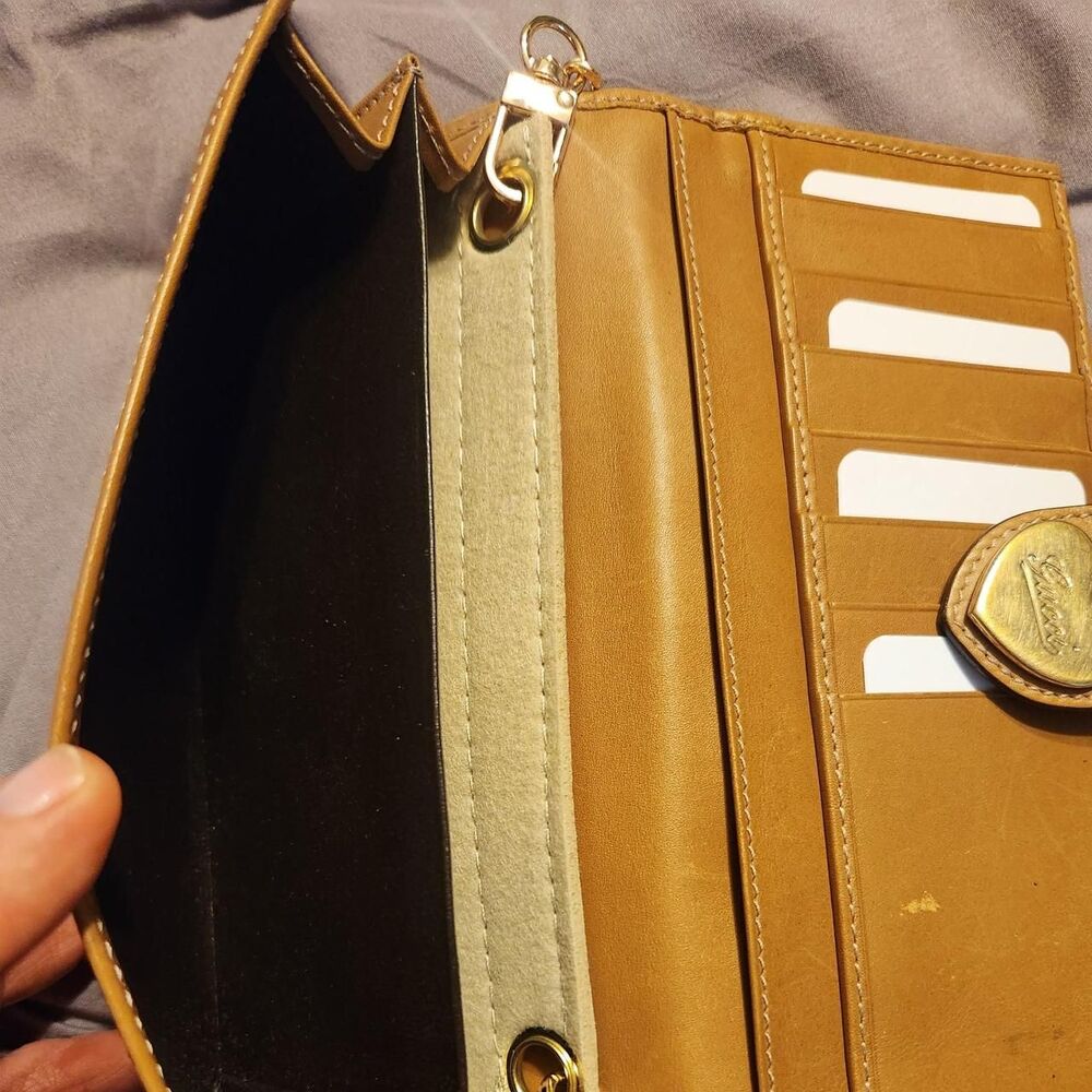 Gucci Women's Brown and Tan Wallet-purses - Picture 8 of 8